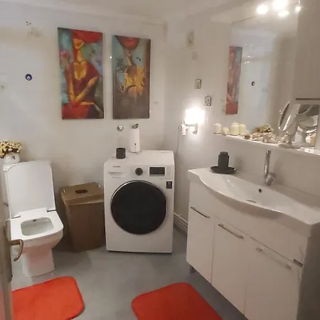 Tarihi Asansoer Boelgesinde Konforlu Apartmán